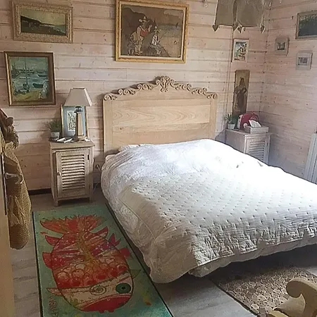 Holiday home Maison Des Pins *